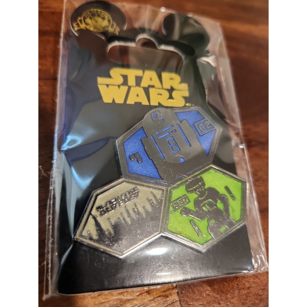 Disney Pin Star Wars Galaxy Edge Droids‎ Depot R2-D2 Black Spire Outpost 00012
